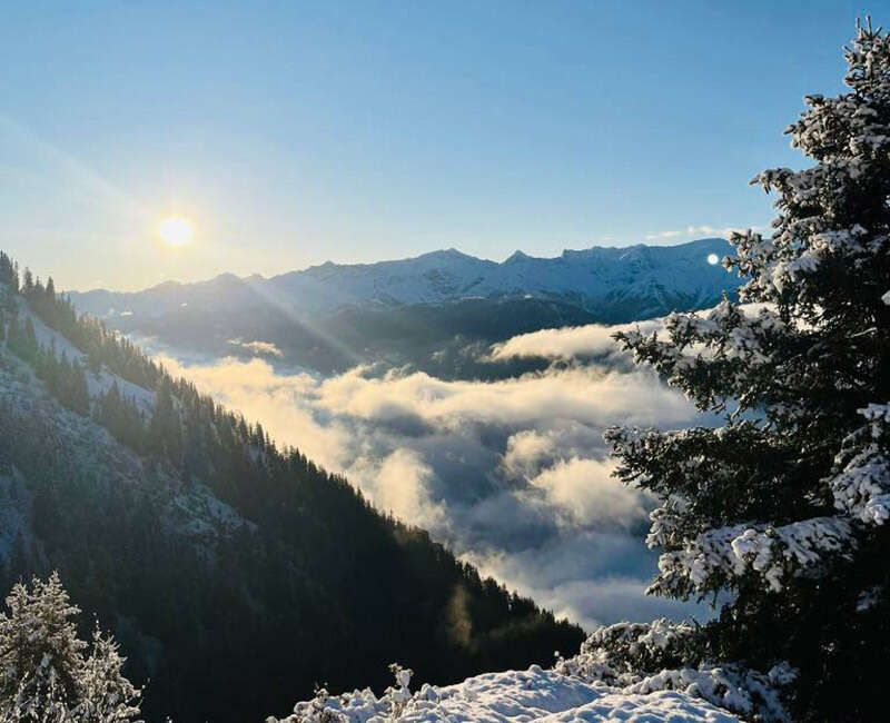 Blick auf die Winterlandschaft rund um den Sonnenhof