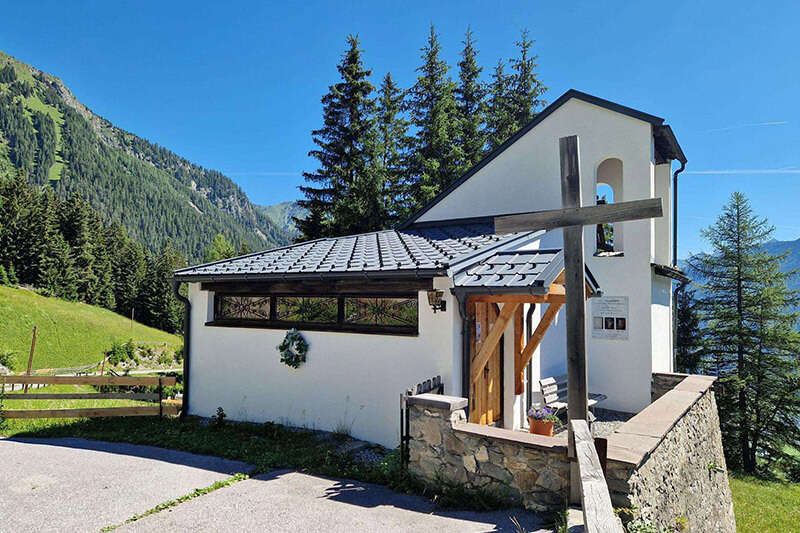 Kapelle Hinterkobl im Sommer