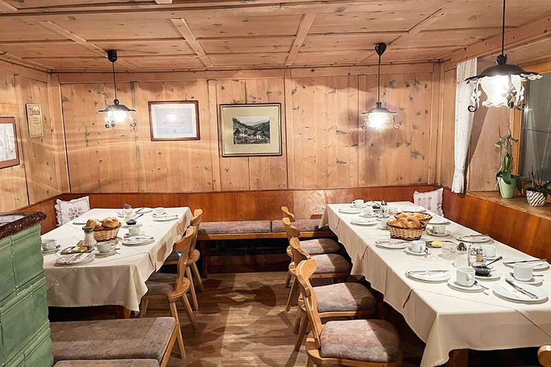 Frühstück in der alten Stube im Gasthaus Sonnenhof